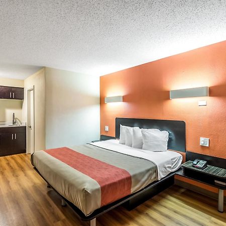Motel 6 New Brunswick Kültér fotó