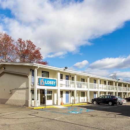 Motel 6 New Brunswick Kültér fotó
