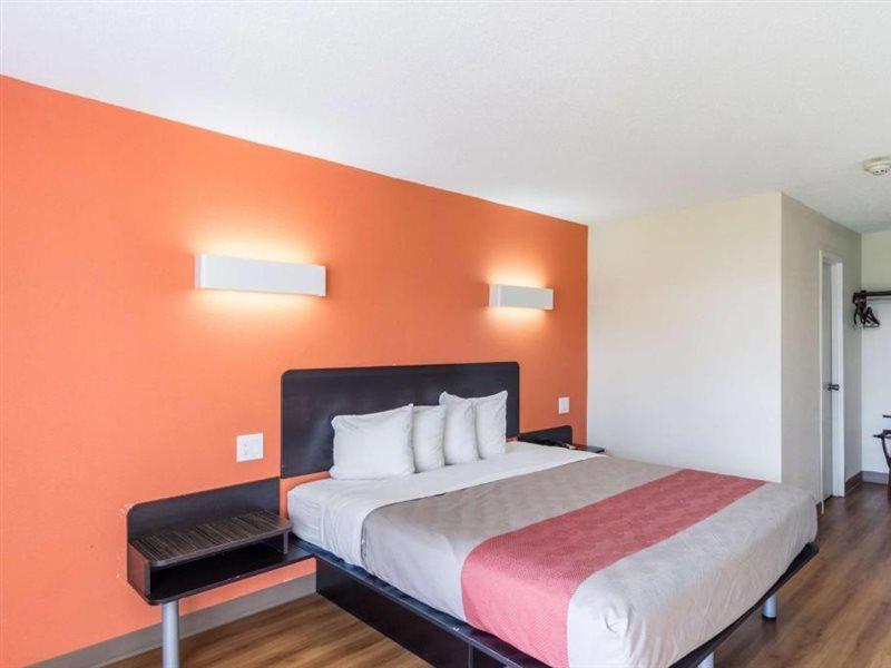 Motel 6 New Brunswick Kültér fotó